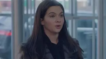 Tiger print Coat of Jane Sloan (Katie Stevens) in The Bold Type (S05)
