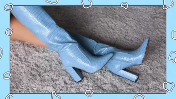 Botas de piel de imitación azul usadas por Romy en TRY-ON HAUL: color, nude, cómodas y mims!