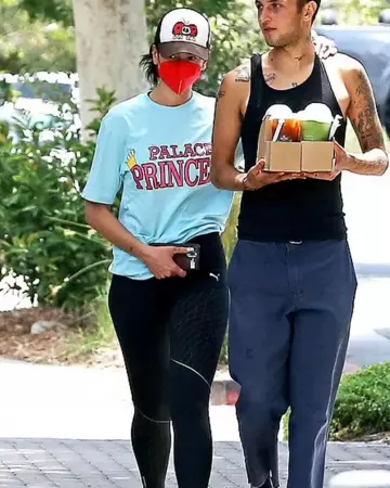 Crown Palace Princess T-Shirt of Dua Lipa on the Instagram account @khantdesigns