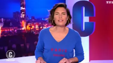 Sweater v-neck Paris calling 100% cashmere Madluv of Alessandra Sublet in C&#39;est Canteloup