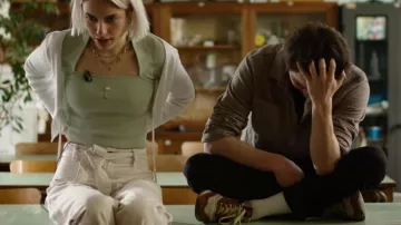 The green rectangle top of Veerle Dejaeger (Zoe) in a interview of wtFOCK