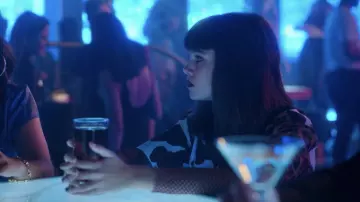 Animal Print Shirt porté par Mencía Blanco (Martina Cariddi) dans l&#39;Élite (S04E06)