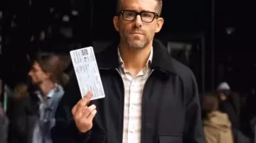 Bomber Jacket with fur collar worn by Detective Pikachu (Ryan Reynolds) in Pokémon Detective Pikachu movie