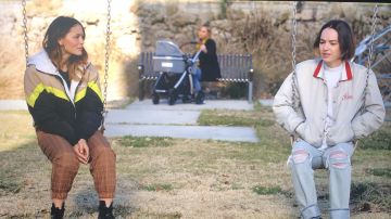 Season 4 episode 5 worn by Izzie Fivel Stewart in Atypical series