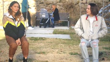 Season 4 episode 5 worn by Izzie Fivel Stewart in Atypical series