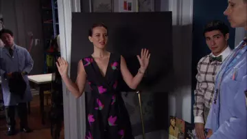La robe à fleurs Marc by Marc Jacobs portée par Blair Waldorf (Leighton Meester) dans la série Gossip Girl (Saison 6 Episode 2)