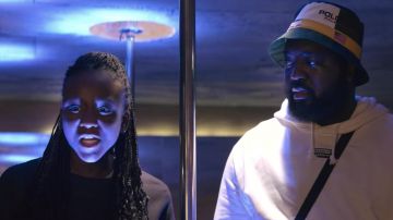 Bob Polo Sport de Ralph Lauren usado por Momo (Djimo) en la película The Last Mercenary