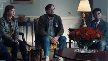 Corduroy Blazer worn by Dr. Randall Mindy (Leonardo DiCaprio) on the set of Don't Look Up movie