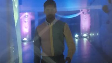 La chemise Ralph Lauren portée par Polo Benavent Álvaro Rico dans la série Élite (Saison 1 Épisode 8)