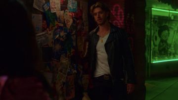 Veste en Cuir noir porté par Brad Simon (Adam Demos) dans Sex/Life séries TV (Saison 1 Épisode 1)