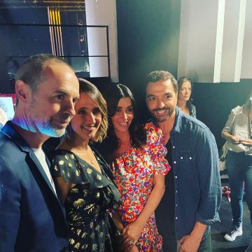 La robe asymétrique en soie Saint Laurent portée par Jenifer  sur son compte Instagram @jeniferofficiel 