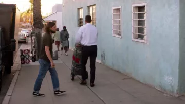 Vans black sneakers worn by Deran Cody (Jake Weary) as seen in Animal Kingdom TV series (S05E10) outfits