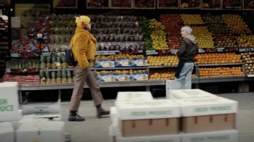 Veronica Beard Cormac Plaid Wool Blend Trousers worn by Mabel Mora (Selena Gomez) as seen in Only Murders in the Building Outfits (S01E01)