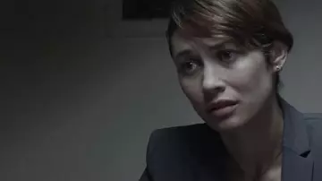 The earrings worn by Kate (Olga Kurylenko) in the movie Mara