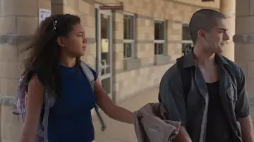 Trans by JanSport backpack in floral print worn by Monse Finnie (Sierra Capri) as seen in On My Block TV series outfits (S04E08)