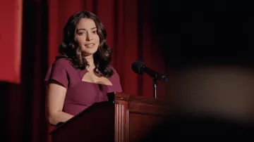 Roland Mouret Myrtha Vestido usado por Amy Kindelán (Natalie Martinez) como se ve en los atuendos del programa de televisión Ordinary Joe (Temporada 1 Episodio 3)