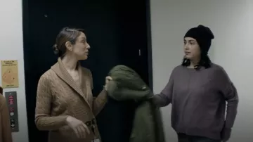 Vince Camuto Cozy Crew Neck Sweater worn by Hope Bennett (Alexa Mansour) in The Walking Dead: World Beyond Wardrobe (S02E02)