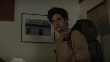 Sac à dos de randonnée JanSport utilisé par Joe Goldberg (Penn Badgley) comme on le voit dans You TV show (Saison 3 Épisode 5)