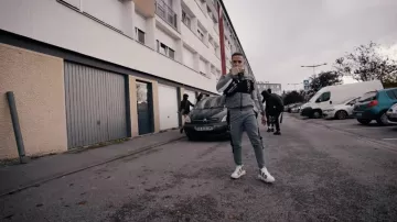 Zapatillas Nike Air More Uptempo usadas por Oby One en su clip Heneni 