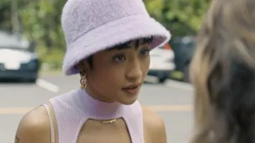 Iets Fans Fluffy Bucket Hat worn by Margot (Brianne Tju) as seen in I Know What You Did Last Summer TV show (S01E03)