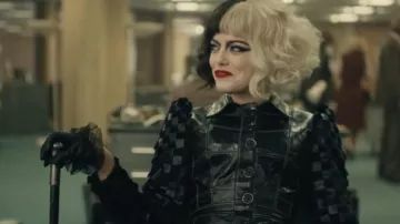 The replica of the black leather costume of Estella / Cruella (Emma Stone) in the movie Cruella
