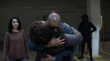 Samsoe Samsoe Brown Boxy Fit Sweater worn by Hope Bennett (Alexa Mansour) as seen in The Walking Dead: World Beyond TV series wardrobe  (S02E05)