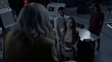 Topshop Animal Print Jacquard Skirt worn by Mary Hamilton (Nicole Kang) as seen in Batwoman TV show wardrobe (Season 3 Episode 3)
