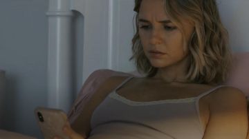 Brandy Melville Nico­lette Tank worn by Lennon (Madison Iseman) as seen in I Know What You Did Last Summer TV series outfits (S01E06)