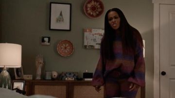 Aqua Space Dyed Jogger Pants worn by Brianna 'Professor Sex' (Eve) as seen in Queens Tv series wardrobe (S01E03)