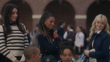 Jimmy Choo shoulder bag worn by Monet de Haan (Savannah Lee Smith) as seen in Gossip Girl (S01E05)