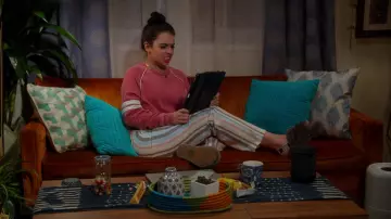 UGG Fluff Yeah Slide Slippers worn by Alicia Adams (Isabella Gomez) as seen in Head of the Class Tv series (Season 1 Episode 1)