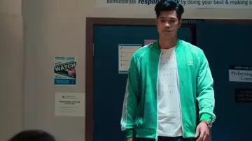 WornOnTV: Nora's teal jacket on 13 Reasons Why