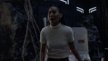 Zara Perle Garniture en Fausse Fourrure Haut porté par Mary Hamilton (Nicole Kang) comme on le voit dans Batwoman TV show garde-robe (Saison 3 Épisode 6)