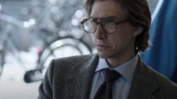 Les lunettes portées par Maurizio Gucci (Adam Driver) comme on le voit dans le film House of Gucci