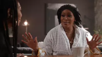 Versace Barocco-print bath robe worn by Brianna 'Professor Sex' (Eve) as seen in Queens TV show outfits (Season 1 Episode 7)