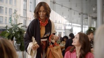 Monies oversized cable chain necklace in red worn by Lisa Todd Wexley (Nicole Ari Parker) as seen in And Just Like That… (S01E01)