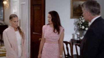 Cartier Panthere de Cartier Yellow Gold Watch worn by Charlotte York (Kristin Davis) as seen in And Just Like That… Tv series (S01E02)