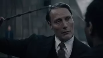 Wand Replica used by Gellert Grindelwald (Mads Mikkelsen) as seen in Fantastic Beasts: The Secrets of Dumbledore