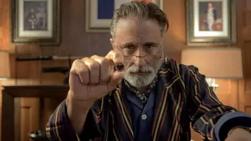 Túnica a rayas usada por Floyd (Andy García) como se ve en los atuendos de las películas Big Gold Brick