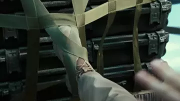 Les bottines A.T.A.C. portées par Nathan Drake (Tom Holland) dans le film Uncharted