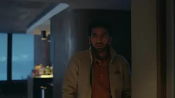 Patagonia Fleece Zip Jacket worn by Frank Chaudhary (Nabhaan Rizwan) as seen in Station Eleven TV series outfits (S01E02)