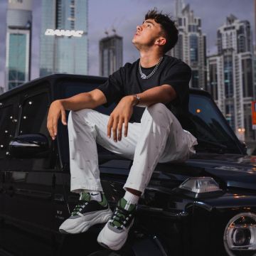 La chaîne Palm Angels portée par Inoxtag sur son compte Instagram @inoxtag