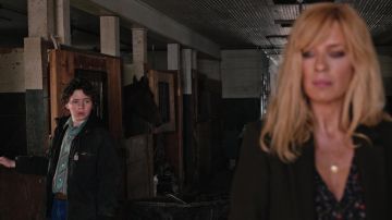 Carhartt Black Jacket worn by Tate Dutton (Brecken Merrill) in Yellowstone TV Show (S04E10)