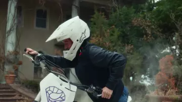 Alpinestars Supertech M10 Carbon Helmet worn by Gideon Gemstone (Skyler Gisondo) in The Righteous Gemstones TV series (S02E01)