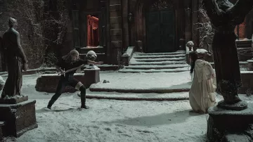 Steel Sword used by Geralt of Rivia (Henry Cavill) as seen in The Witcher TV series (S02E01)