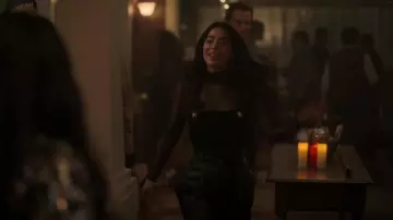 Belted leather pants worn by Lily Diaz (Emeraude Toubia) in With Love (S01E02)