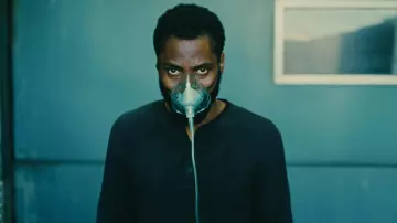 Rag + Bone Classic Cotton Henley worn by Protagonist (John David Washington) in Tenet movie outfits