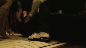 El par de zapatillas Nike Air Max2 CB '94 usadas por Fezco (Angus Cloud) en la serie Euphoria (S02E01)