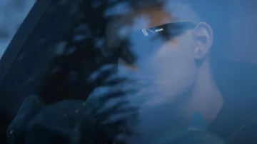 Las gafas de sol de Prada que lleva Moha MMZ en su clip NIGHTMARE