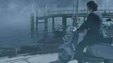 Moto Vespa Scooter conduite par Maurizio Gucci (Adam Driver) comme on le voit dans le film House of Gucci